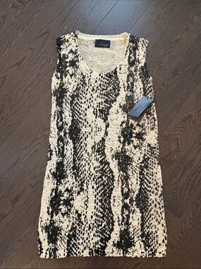 Line knit snake print beach dress BNWT